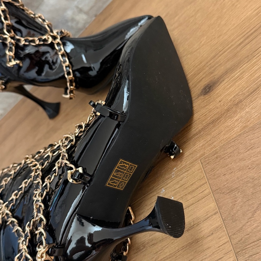 Jeffrey Campbell black patent gold Chanel chain boots size 7.5 - Picture 11 of 12